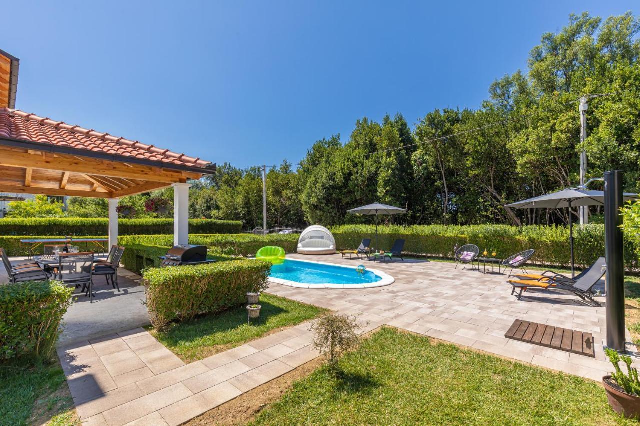 Green Paradise With Swimming Pool Gruda Εξωτερικό φωτογραφία
