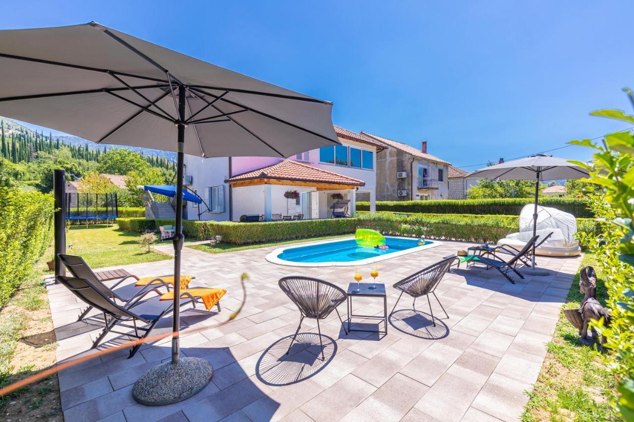 Green Paradise With Swimming Pool Gruda Εξωτερικό φωτογραφία